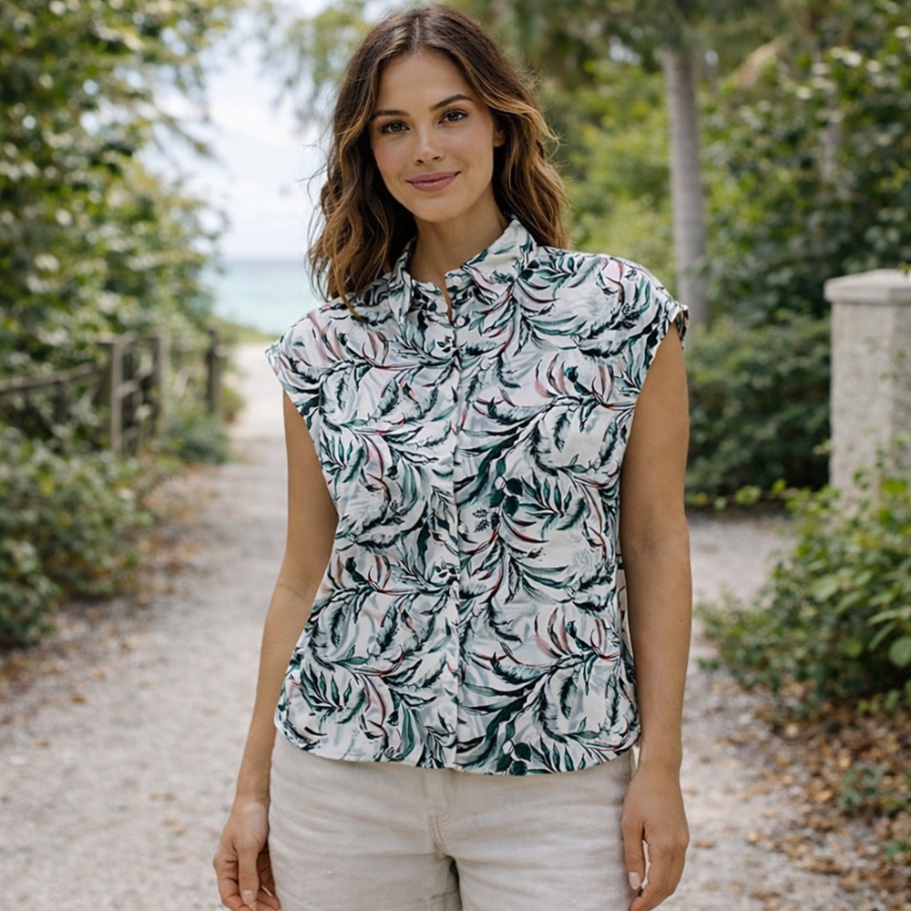 3/$25 Alex & Lili Tropical Leaf Button Blouse | Cap Sleeve | Size M | Resort